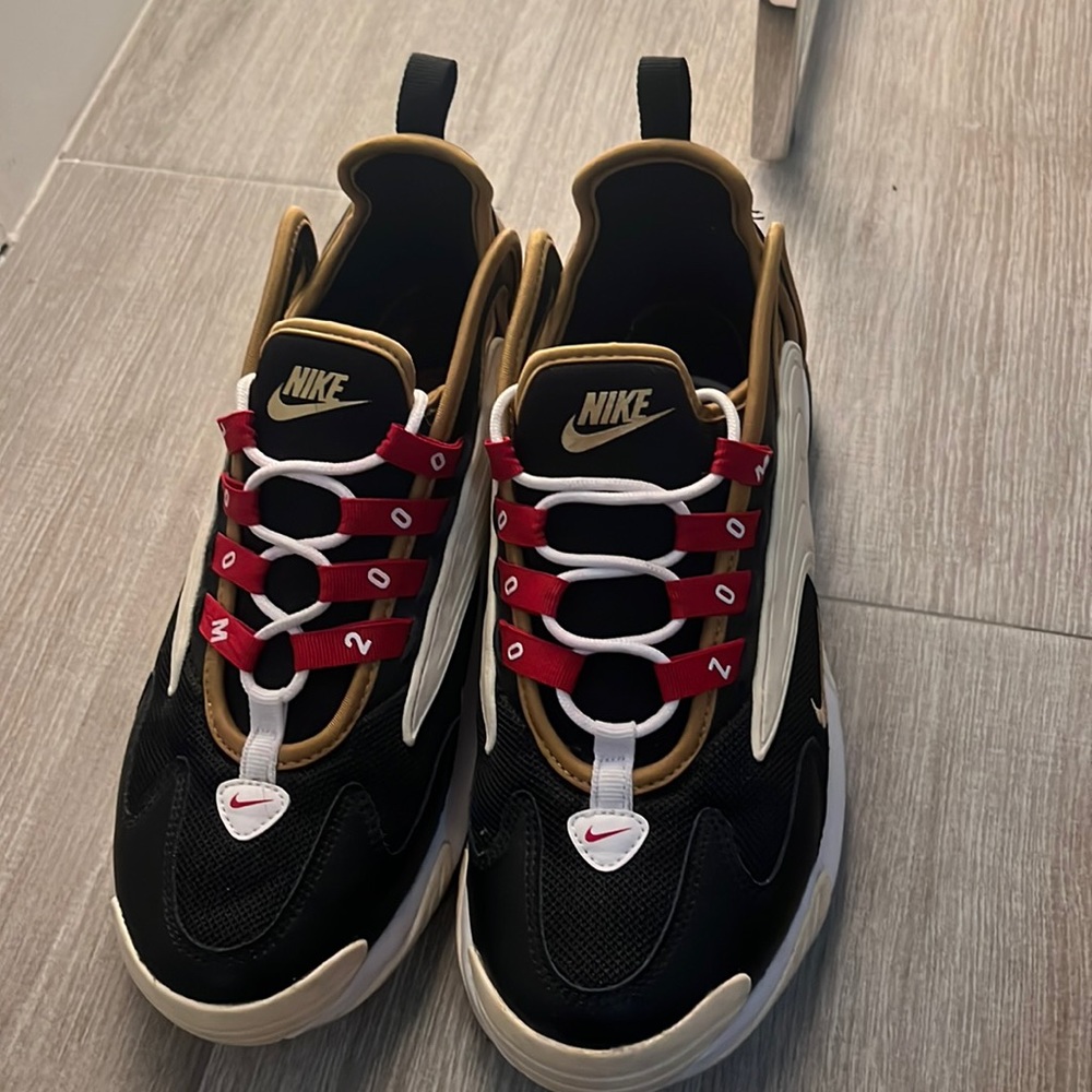 Nike Zoom 2000 Women’s Shoes